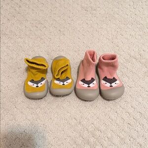Toddler slippers set of 2